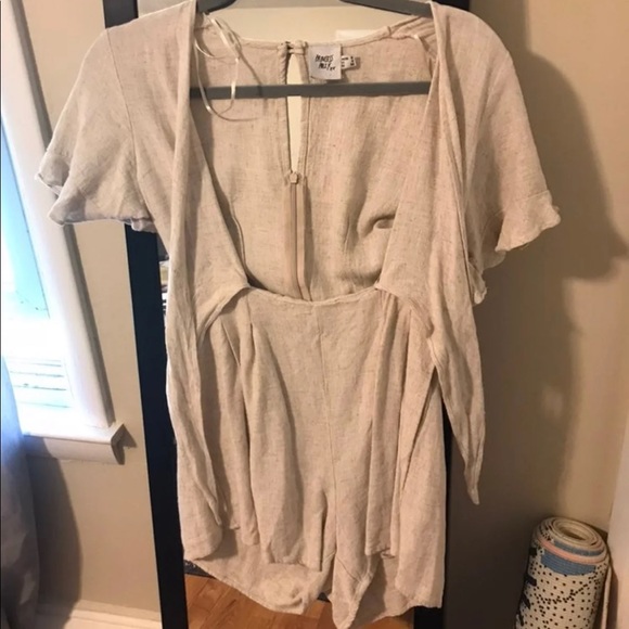 Princess Polly Linen Romper - Picture 3 of 3